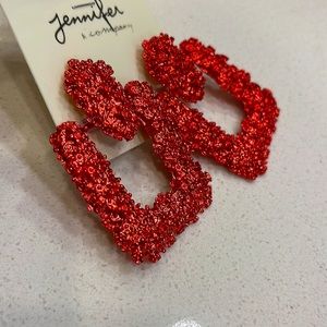 NWT Candy Cane Red Texture Drop Rectangle Stud Door Knocker Earrings